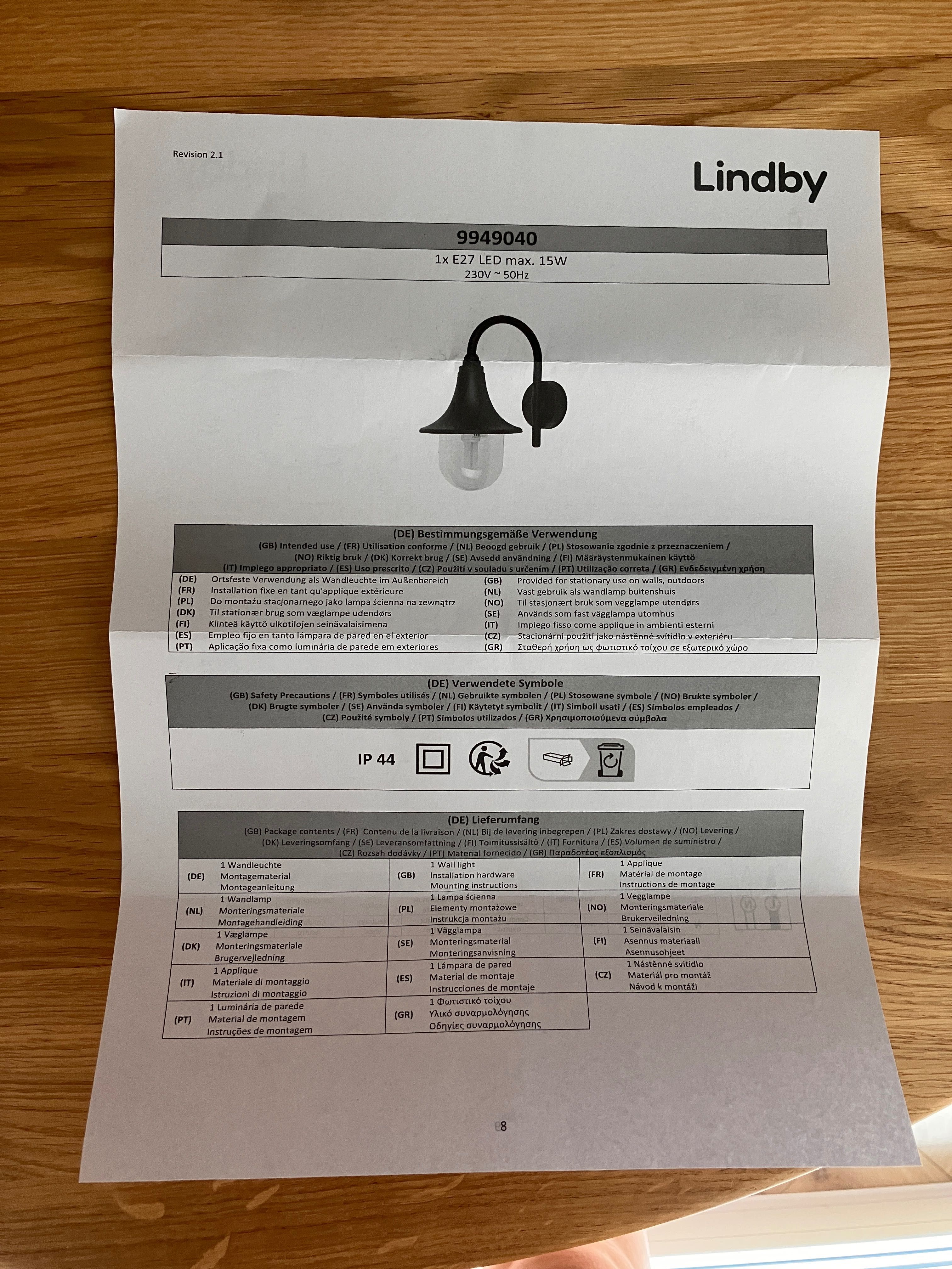 Kinkiet zewnętrzny Lindby