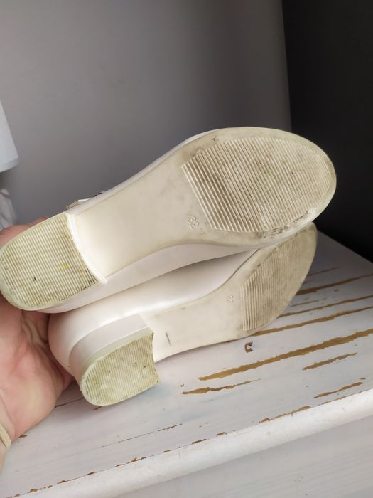 Graceland białe pantofle pantofelki 32 obcas