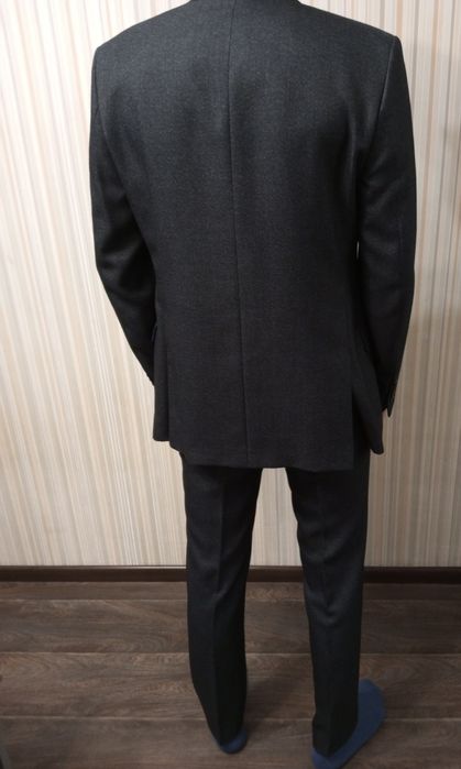 Чоловічий костюм