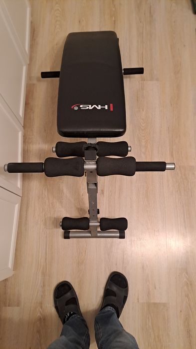 Ławka skośna do brzuszków HMS składana