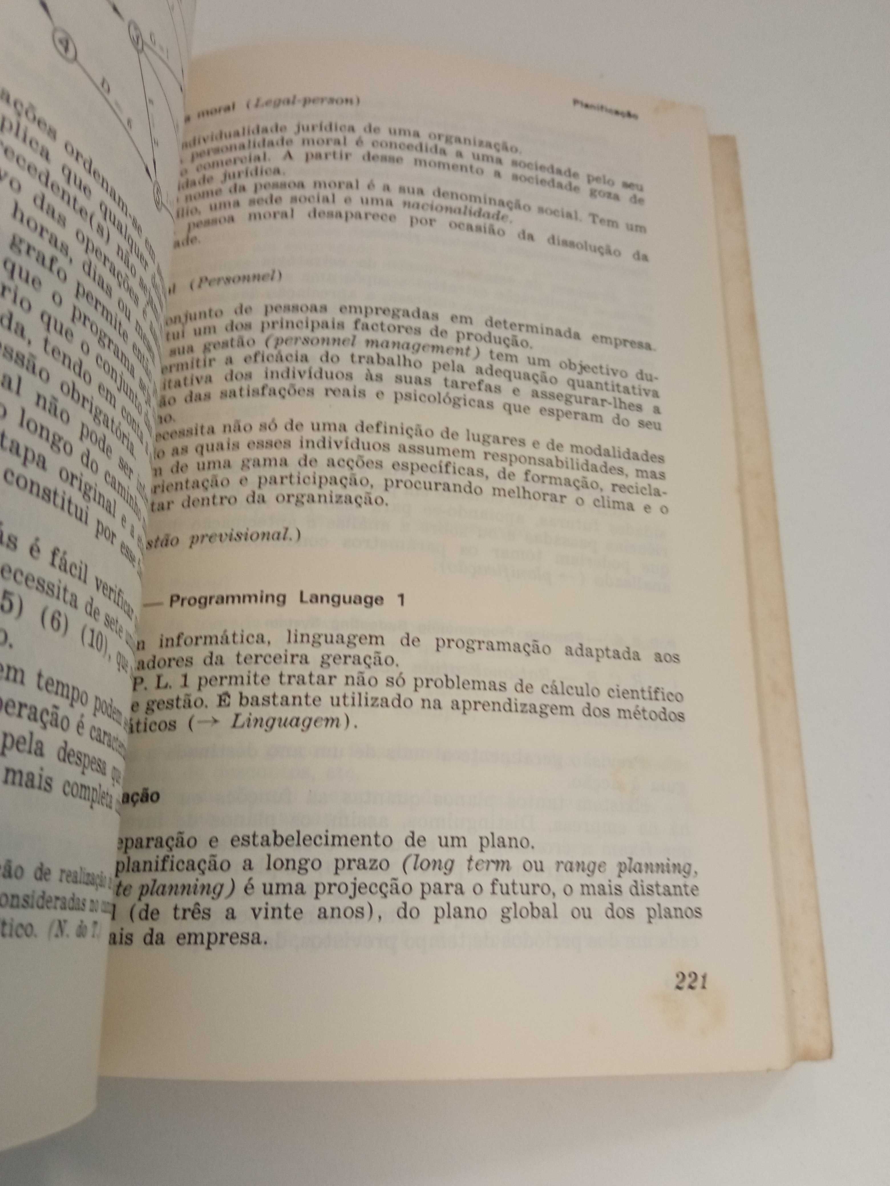 Dicionário de gestão, de Henri Tezenas Du Montcel