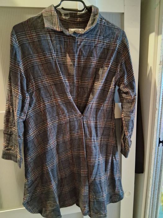 Sukienka ciekawy kroj zara 152
