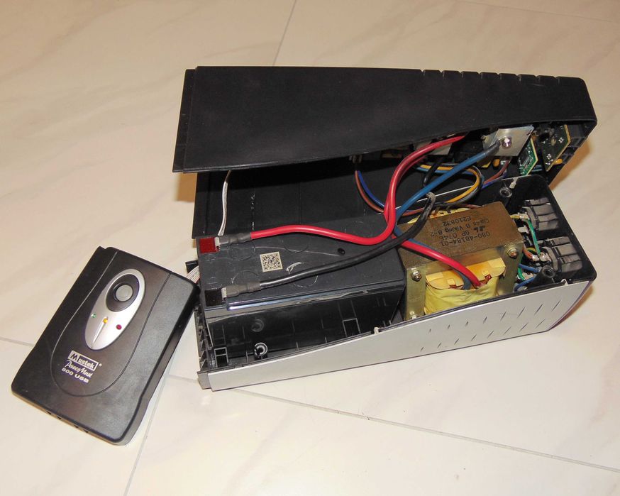 ДБЖ Mustek PowerMust 800 USB