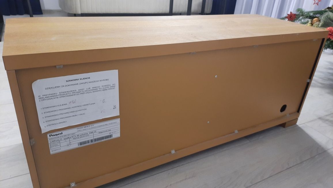 Szafka RTv firmy PAGED 125x45x50 drewniana