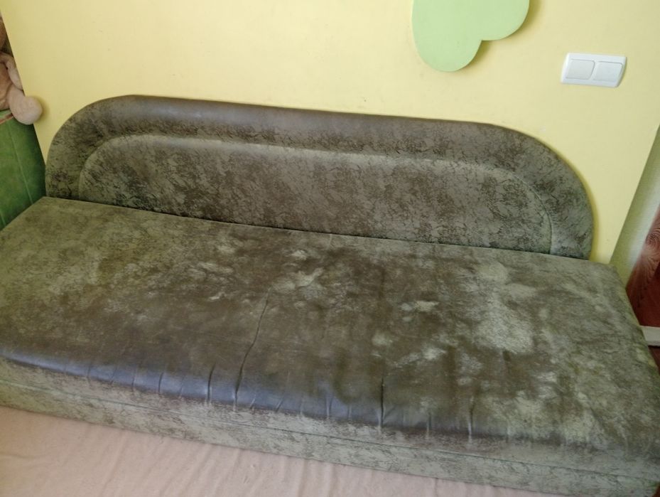 Химчистка диванов,  матрасов , ковров , авто