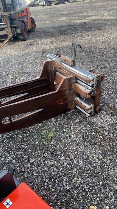 Chwytak CASCADE do ładowarki