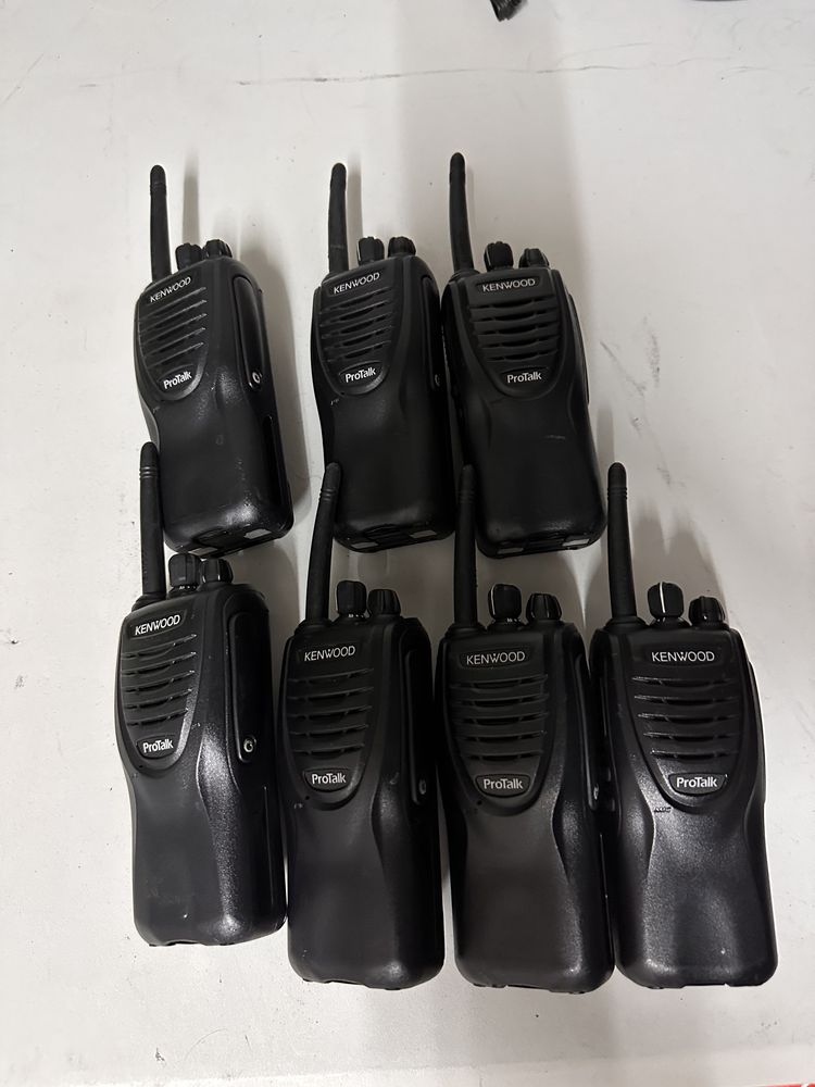 Walkie talkie Kenwood Protalk TK-3301 profissional.