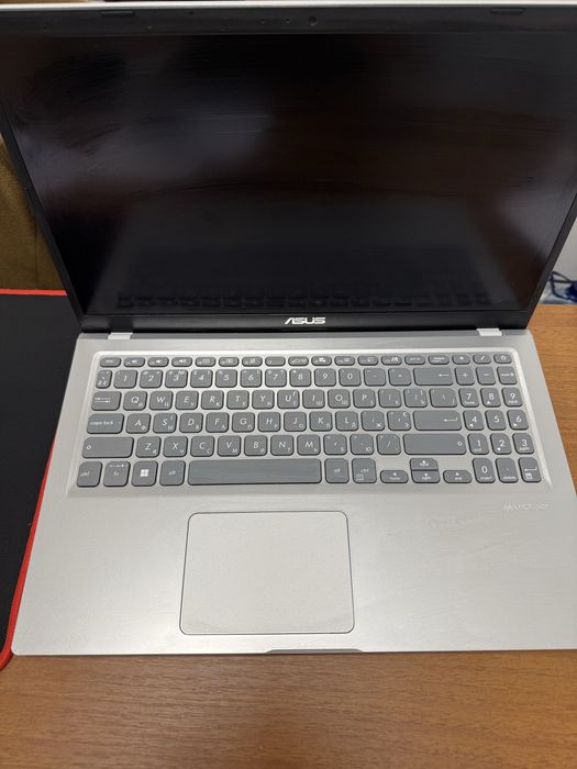 Ноутбук ASUS X515E