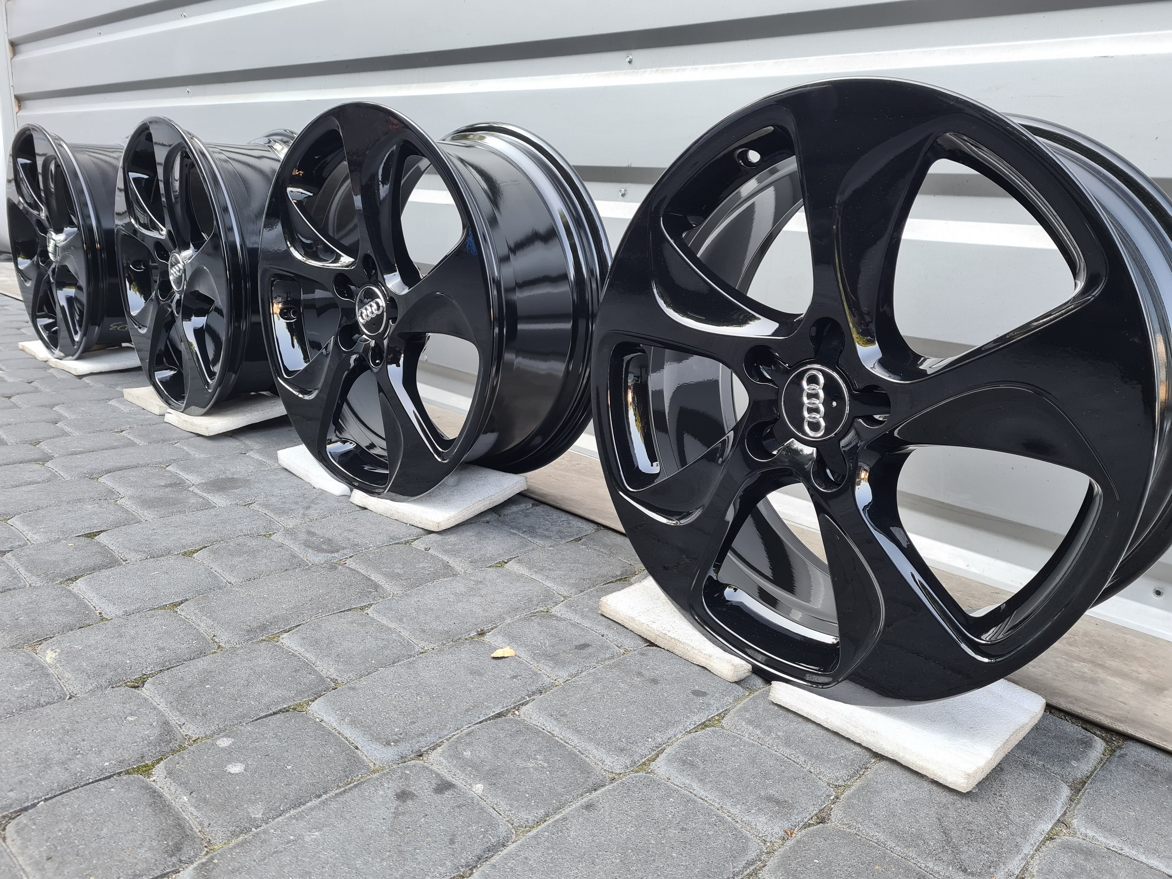 Oryginalne Felgi Audi 18" A3 A4 A6 A8 Q2 Q3 TT