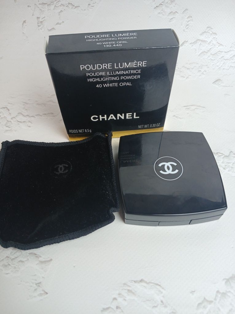 Хайлайтер пудра для обличчя Chanel