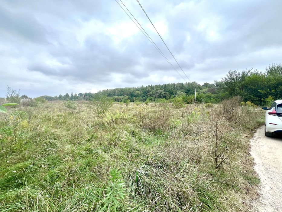 Продаж зелельної ділянки у Смиківцях під житлову забудову