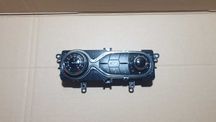 Renault Captur panel klimatyzacji nawiewu włącznik