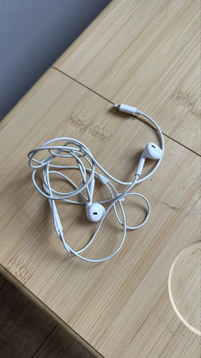 Наушники Apple Iphone EarPods Lightning