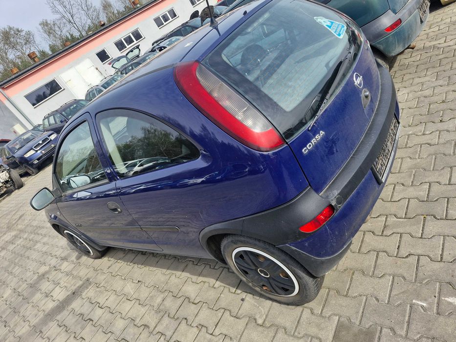 Opel Corsa C 1.7 diesel 75KM w całości na części #336