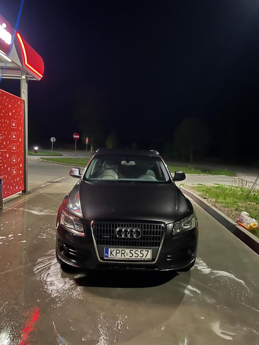 Sprzedam Audi Q5 2.0 tdi