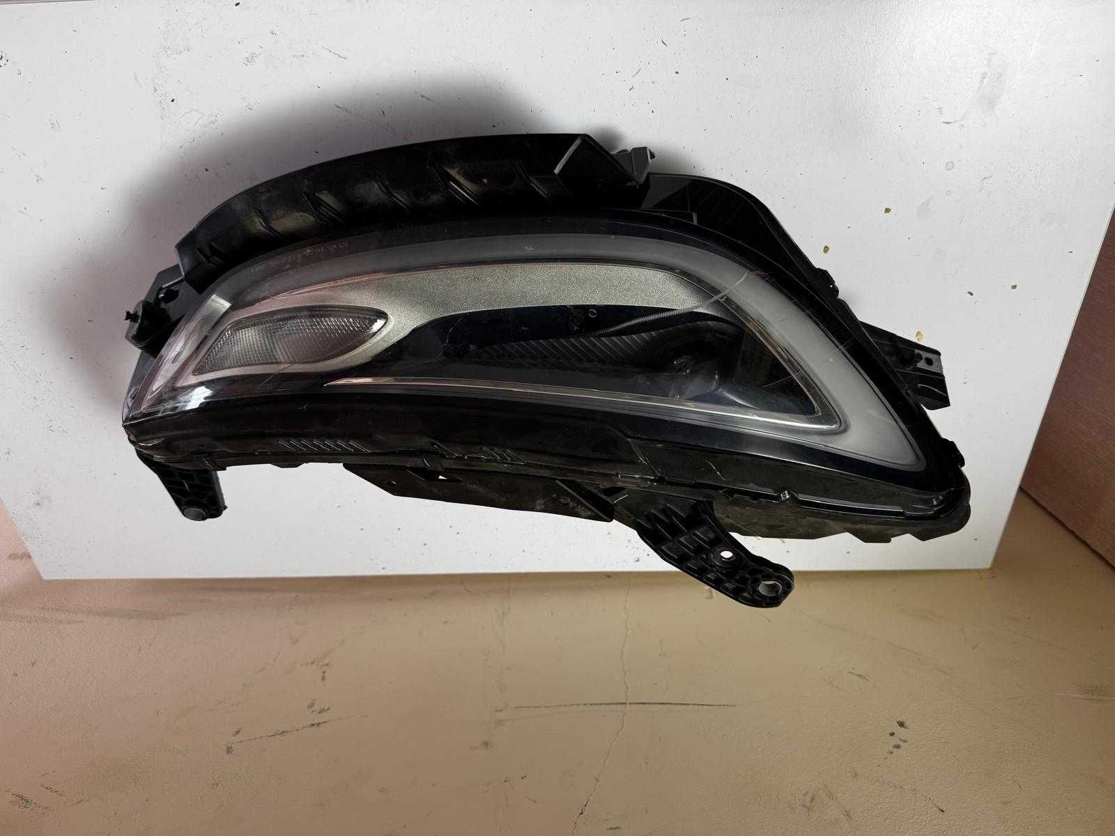 Dwa reflektory przednie lewy i prawy Chrysler Pacifica 2021 oryginalne