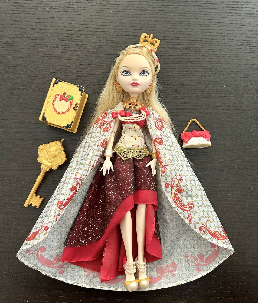 Lalka ever after high apple white Legacy Day