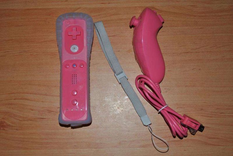 Comando NOVO Rosa para Nintendo Wii + Nunchuk + Capa + Fita