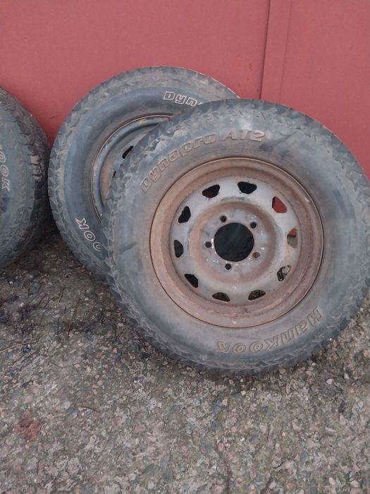 Колеса диски 5, 139,7 уаз хантер R16 резина 225, 75R16 HANKOOK