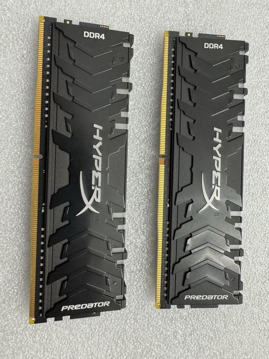 Pamięć RAM  DDR 4 HyperX Predator 2x8 GB