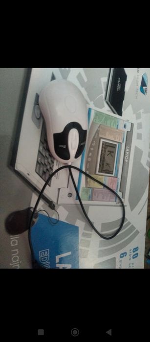 Nowy laptop edukacyjny High-Tech