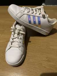 Adidas Holográfico Senhora