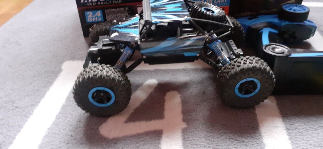 Auto zdalnie sterowane RC 4x4 terenowe