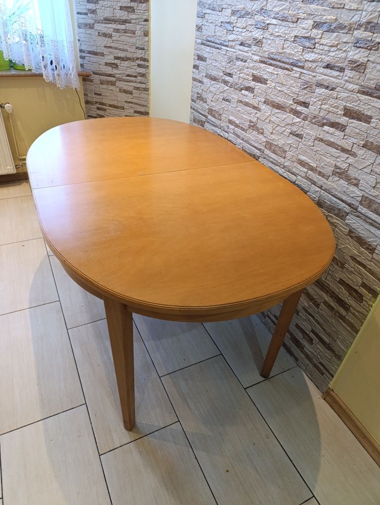 Stół owal 89/140 rozkładany 4 krzesła gratis