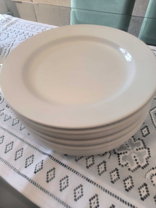 Pratos para restauração