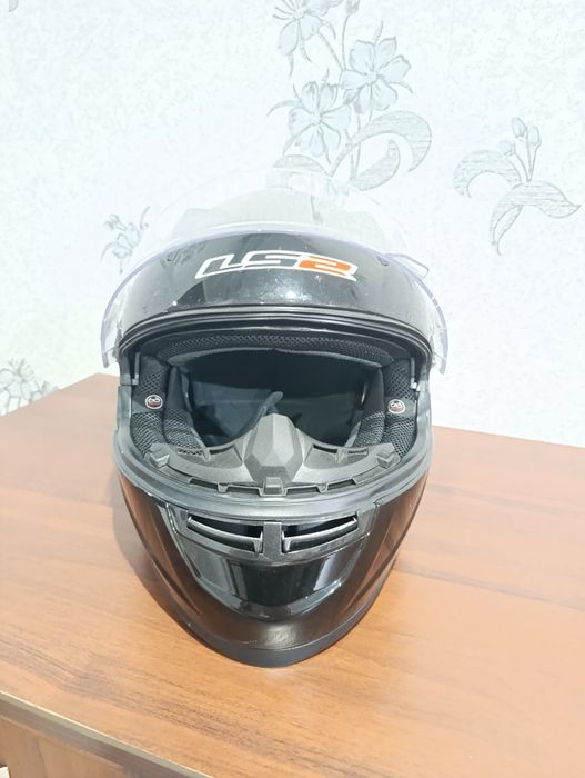 Продам шолом LS2