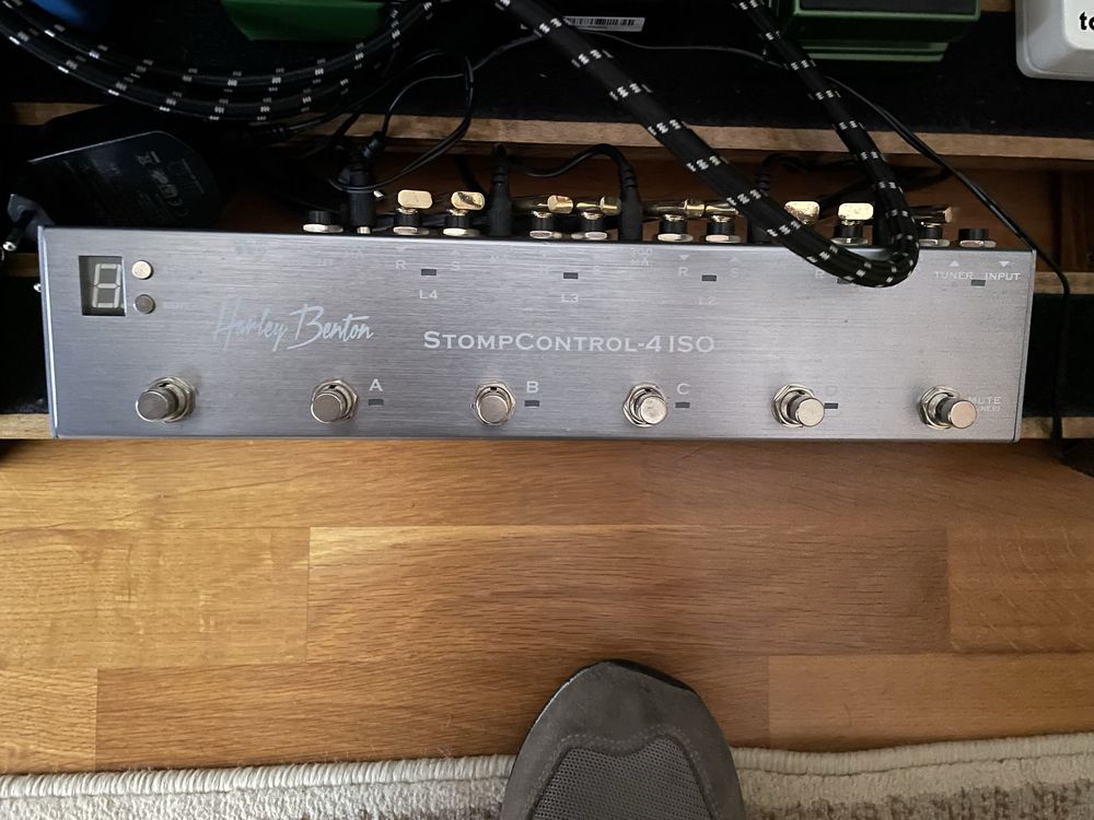 Harley Benton Switcher c/ fonte alimentacao