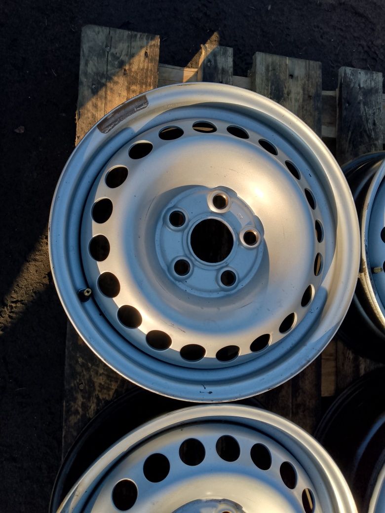 Felgi stalowe VW T5 T6 16