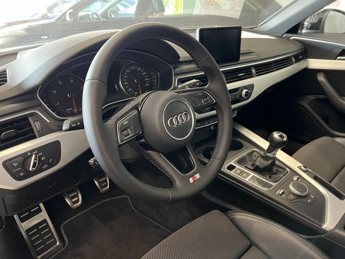Audi A4 2.0 TDI S-line