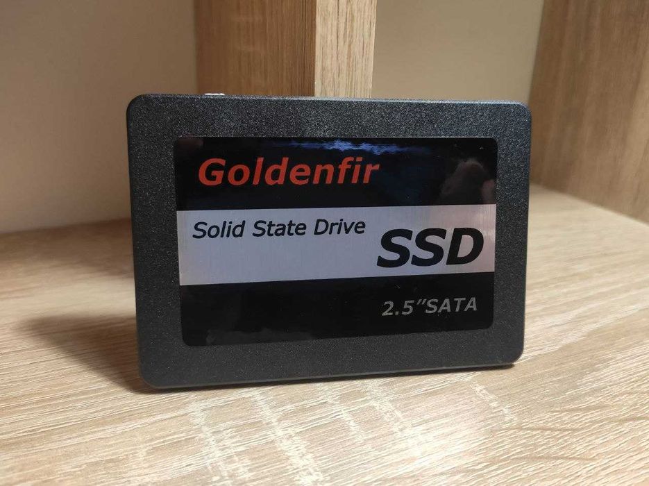 новий 128gb ssd 2.5" (швидкість читання 550мб/с, швидкість запису 450)