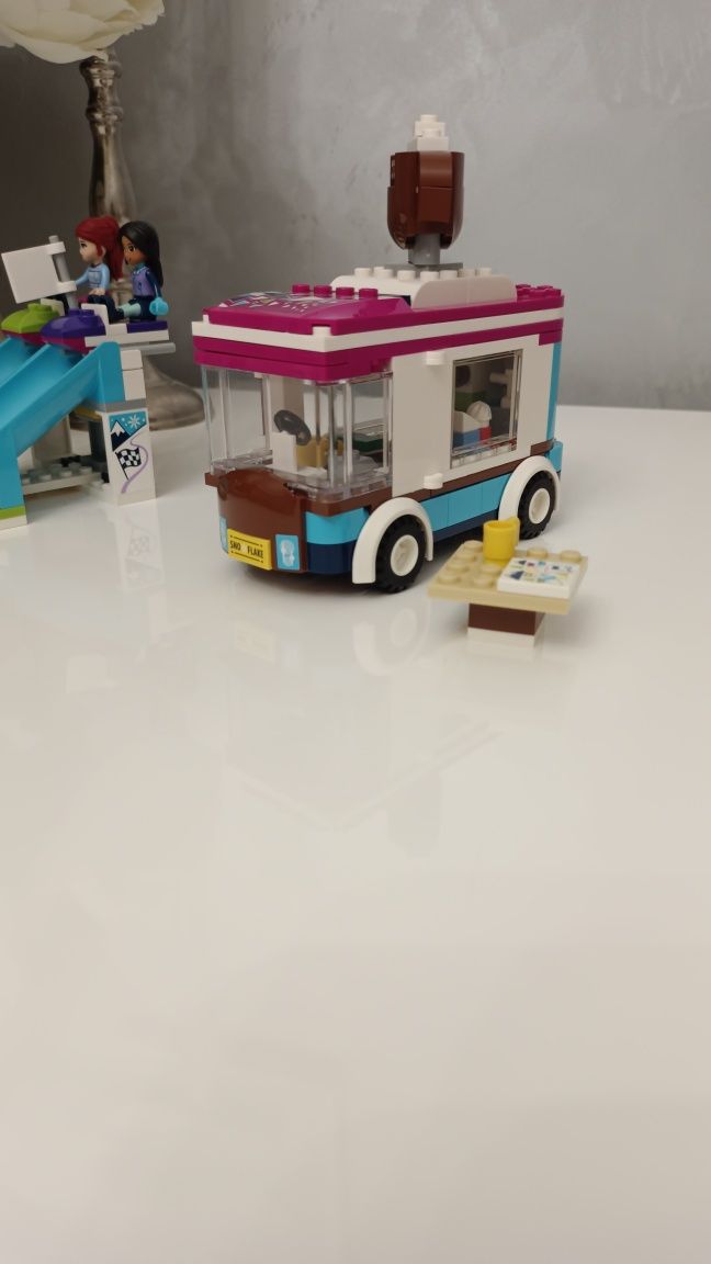 Lego friends 41100 та 41319 оригінал