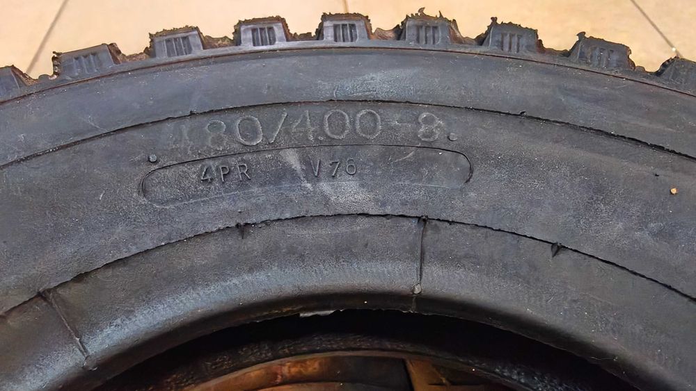 2x Opona 4.80/4.00-8 4PR