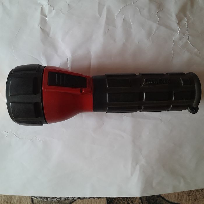 Фонарь. Фонарик. Прорезиненный. Рабочие Состояние.