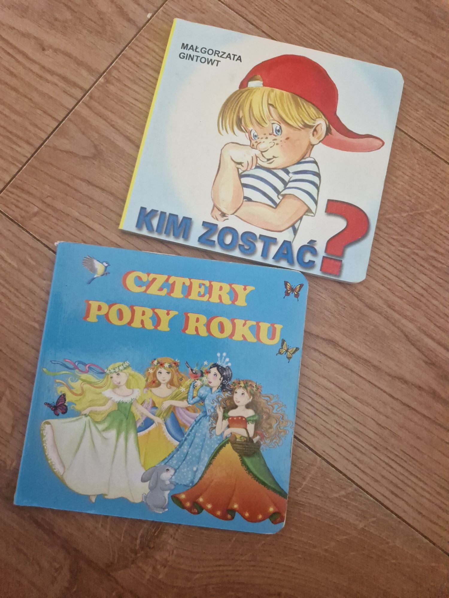 Dwie książeczki w twardej oprawie Cztery pory roku i Kim zostać?