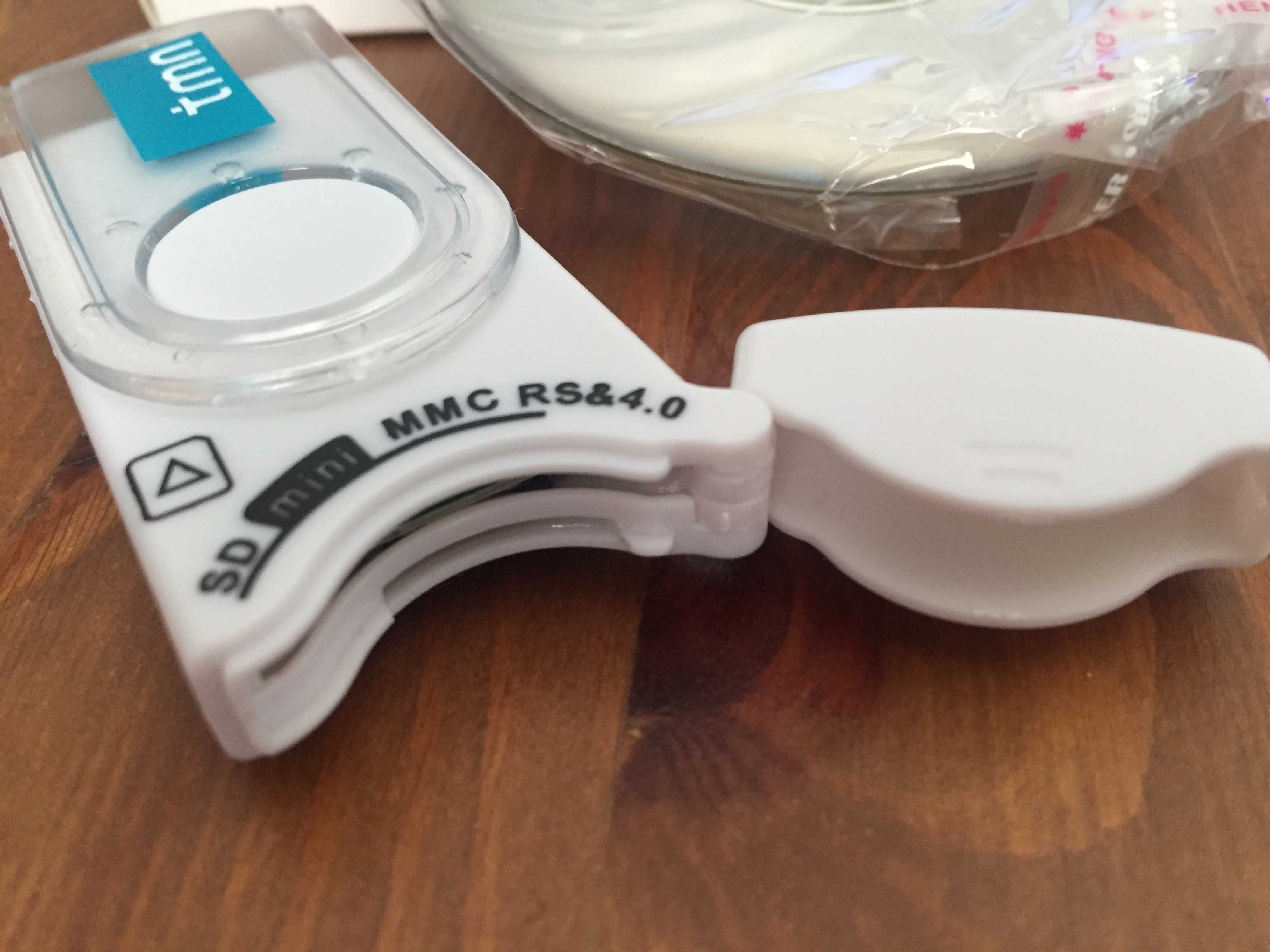 Pen USB para leitura de cartões de memória - Novo Embalado