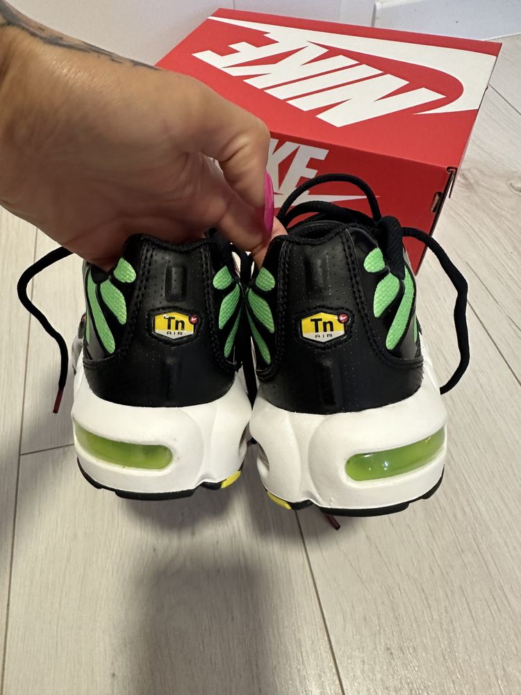 Nike Air max Tn 38.5