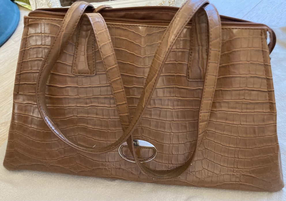 brązowa torebka betty barclay