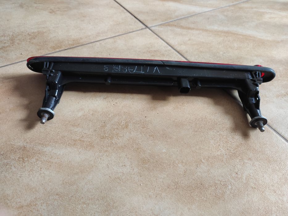 SUZUKI VITARA III trzecie światło lampa stop