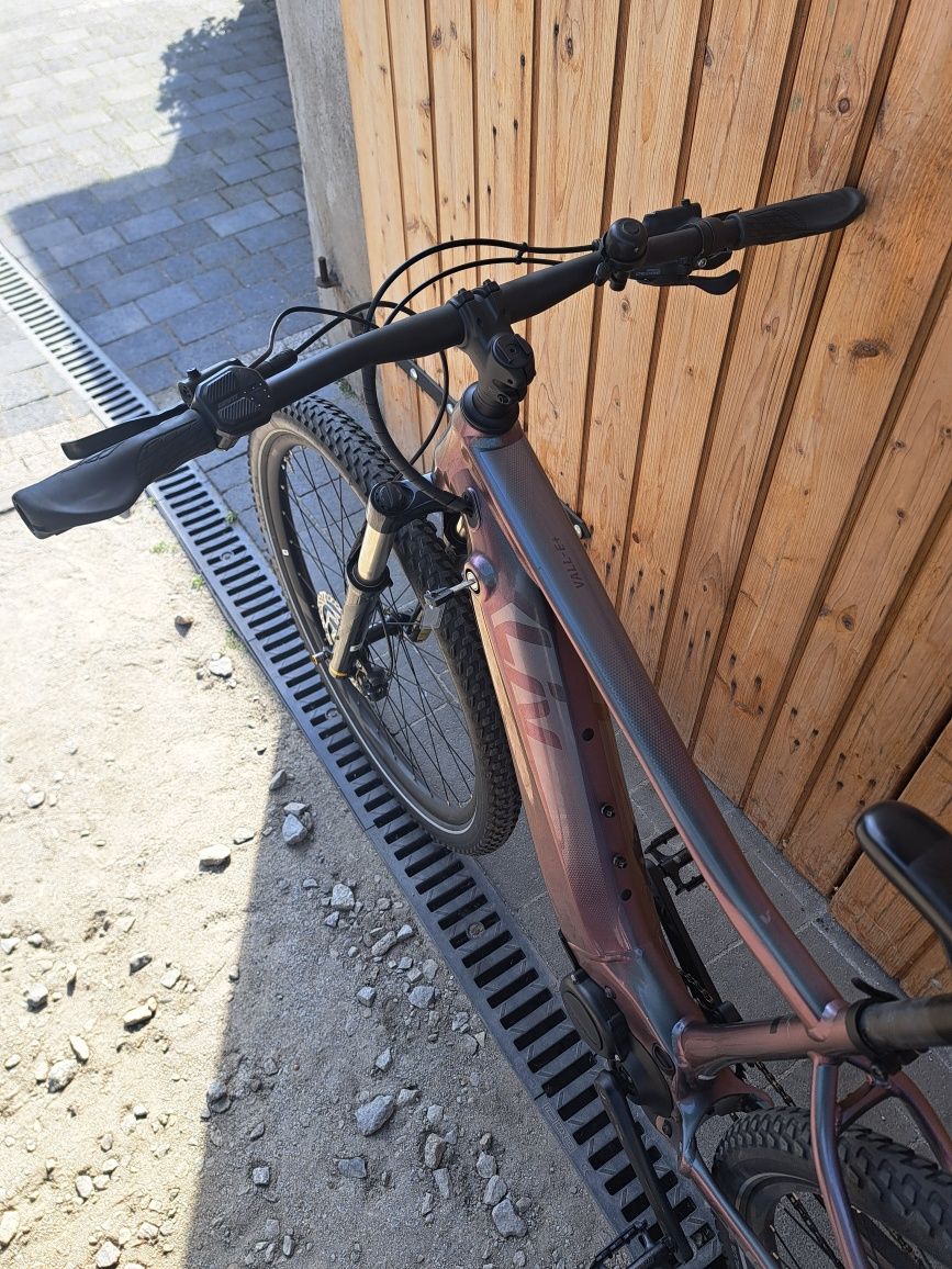 NISKI PRZEBIEG 500Wh Rower Elektryczny GIANT LIV VALL-E+ górski tuba M