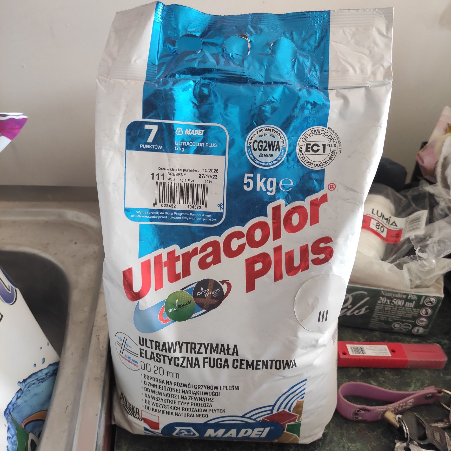 Sprzedam fugę 5kg.