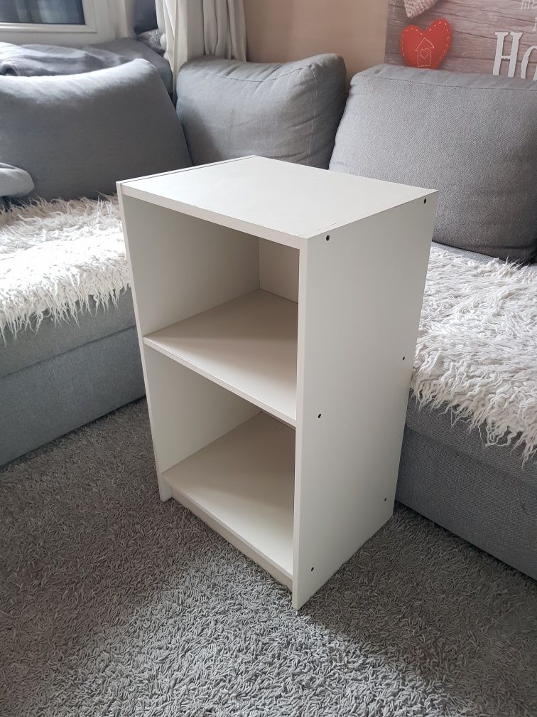 Regał regalik szafka nocna mała komoda / jasny ecru ni e ikea