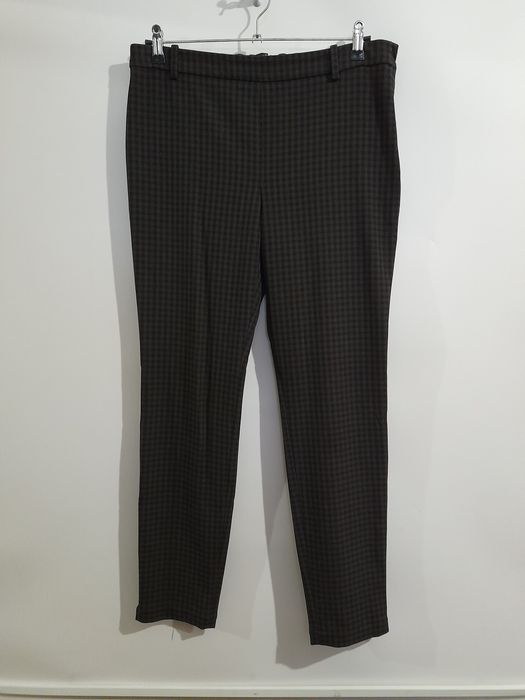 Жіночі класичні штани в клітинку від Zara