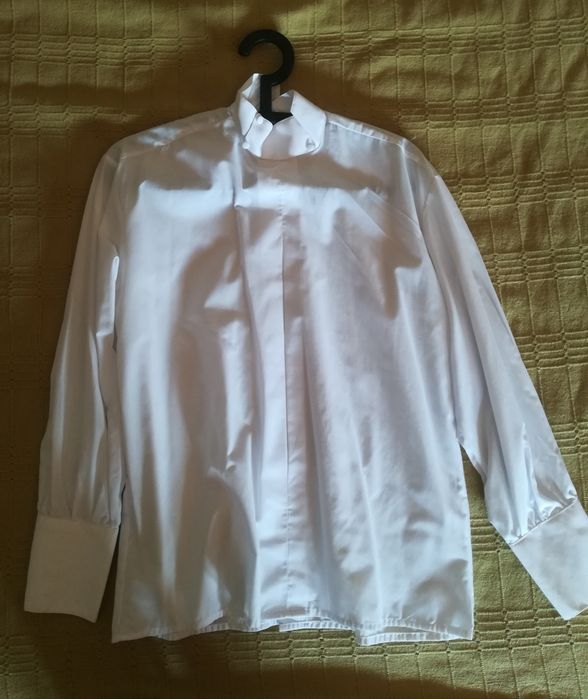 Traje académico feminino Universidade do Minho