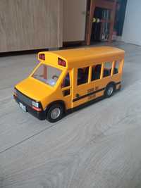 Autobus szkolny duży