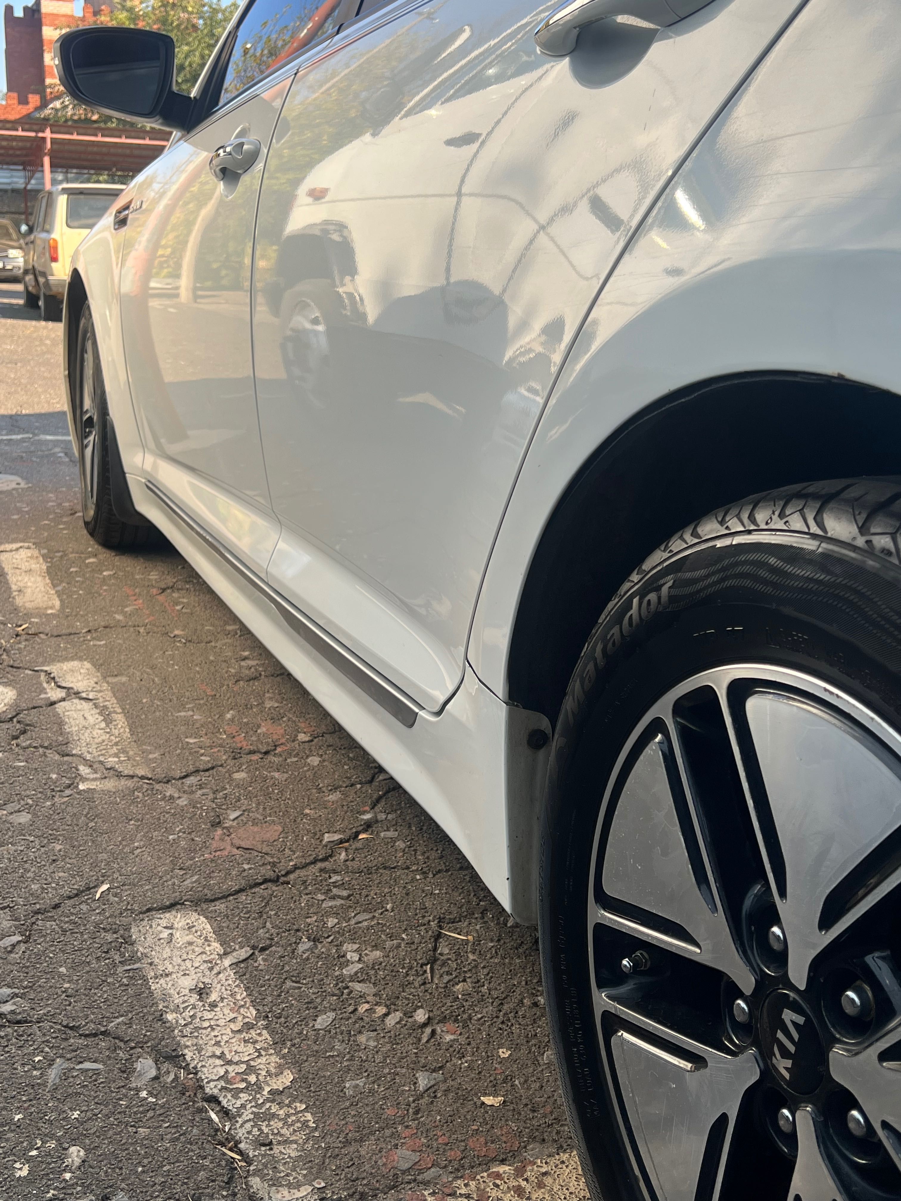 Kia Optima в хорошем состоянии