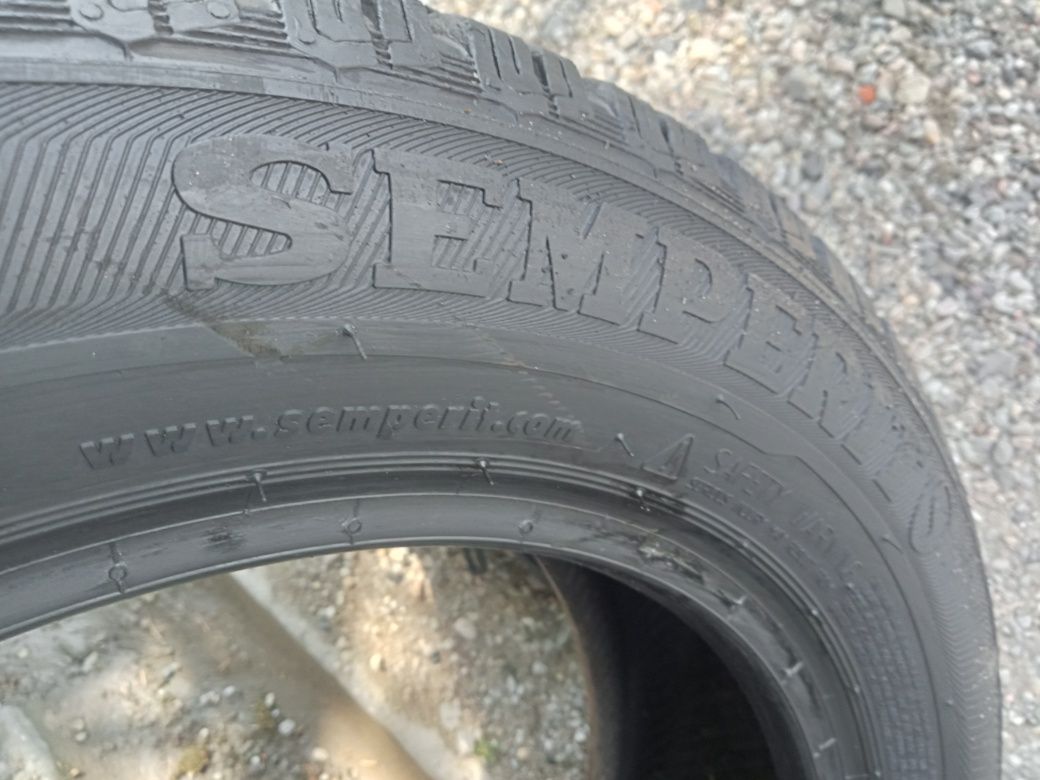 2x Opony Używane Całoroczne 165/65R15 Semperit